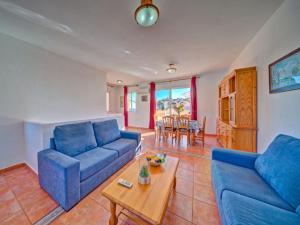 Posedenie v ubytovaní Apartment Canuta Baja-7 by Interhome
