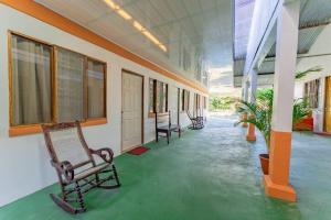 Kuvagallerian kuva majoituspaikasta El Cocobolo Food&Rest Room 1 Bed and Breakfast WiFi AC Pkg gratis, joka sijaitsee kohteessa Ahogados
