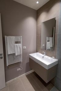 A bathroom at Pasubio Quattro BB