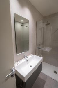 A bathroom at Pasubio Quattro BB