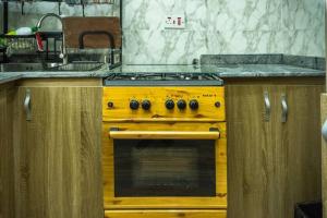 Ảnh trong thư viện ảnh của 1-BR-Apt With 24hrs Power & Fast WiFi ở Lagos