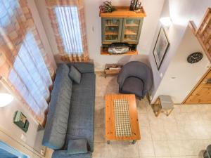 Posezení v ubytování Holiday Home Öjkatti by Interhome