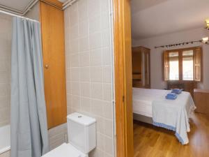 Kúpeľňa v ubytovaní Apartment Port Vilanova by Interhome