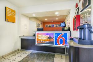 Motel 6-Chino, CA - Los Angeles Area