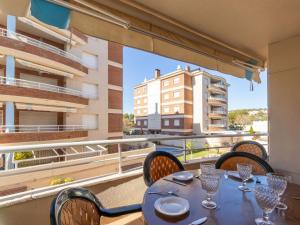Balkón alebo terasa v ubytovaní Apartment Carner by Interhome