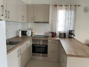 Kuchnia lub aneks kuchenny w obiekcie Playa de la Arena Apartment