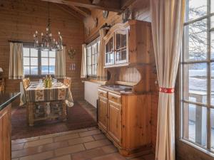 Imagen de la galería de Chalet Le Sorbier by Interhome, en Chamoson