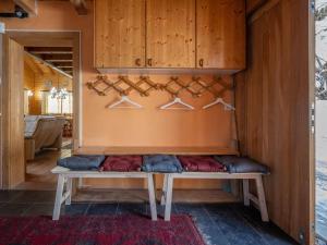 Cama o camas de una habitación en Chalet Le Sorbier by Interhome