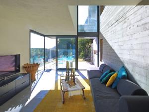 Πισίνα στο ή κοντά στο Villa Amina by Interhome