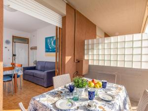Χώρος καθιστικού στο Apartment La casa sul mare by Interhome