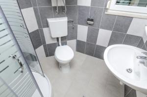 Kúpeľňa v ubytovaní Apartment Ivo