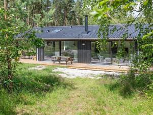 Zahrada ubytování Holiday Home Anarosa - 200m from the sea by Interhome