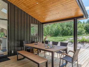 Zahrada ubytování Holiday Home Anarosa - 200m from the sea by Interhome