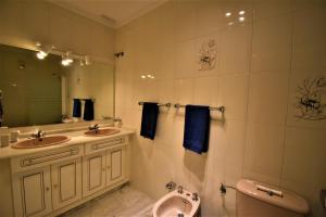 A bathroom at Stunning Views Mirador de Mijas Apt