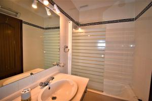 A bathroom at Stunning Views Mirador de Mijas Apt