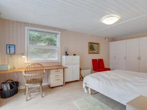 Postel nebo postele na pokoji v ubytování Holiday Home Jaarne - 800m from the sea by Interhome