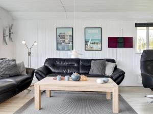 Posezení v ubytování Holiday Home Voitto - 150m from the sea by Interhome + 16 fotografií