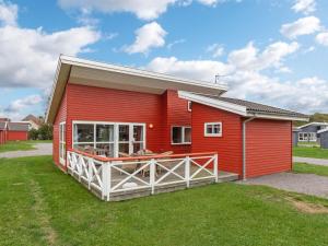 Holiday Home Carlie - 2-8km from the sea in Bornholm by Interhome