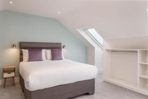 Letto o letti in una camera di The Hawthorn Rooms Dingle