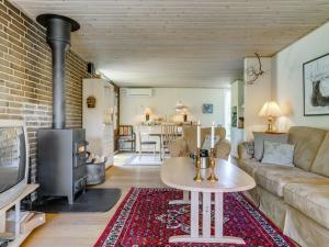 Fotografie z fotogalerie ubytování Holiday Home Tjure - 500m from the sea by Interhome v destinaci Bøtø By
