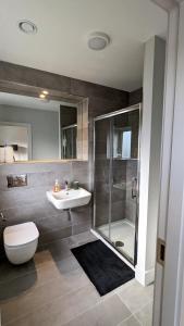 Koupelna v ubytování Private cosy rooms in Portmarnock short drive from Dublin Airport