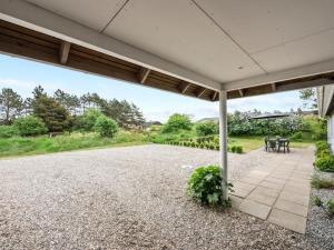 Zahrada ubytování Holiday Home Vicky - 4km from the sea by Interhome