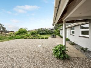 Zahrada ubytování Holiday Home Vicky - 4km from the sea by Interhome