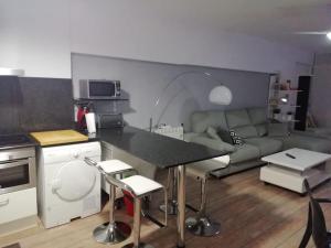 Kuchyň nebo kuchyňský kout v ubytování Apartamento playa