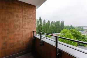 Balkon lub taras w obiekcie Chill Apartments Airport Ursynów