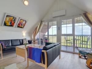 Zona d'estar a Holiday Home Perttu - 3-5km from the sea in Western Jutland by Interhome