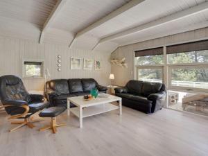 Posezení v ubytování Holiday Home Lin - 2-9km from the sea by Interhome