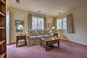 Φωτογραφία από το άλμπουμ του Springfield Condo, Close to Museums! σε Springfield
