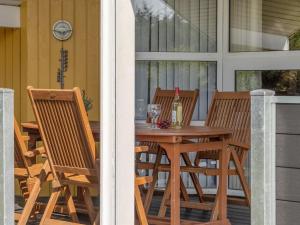 Balkón nebo terasa v ubytování Holiday Home Euphemia - 900m from the sea by Interhome