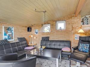Posezení v ubytování Holiday Home Svane - 1-2km from the sea by Interhome