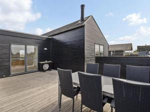 Posezení v ubytování Holiday Home Damaskin - 300m from the sea by Interhome