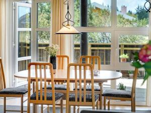 Posezení v ubytování Holiday Home Ivar - 900m from the sea by Interhome