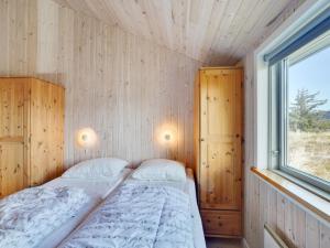 Postel nebo postele na pokoji v ubytování Holiday Home Øde - 350m from the sea by Interhome + 13 fotografií