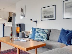 Posezení v ubytování Holiday Home Fridolina - 200m from the sea by Interhome