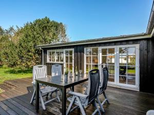 Balkón nebo terasa v ubytování Holiday Home Vivina - 250m from the sea by Interhome