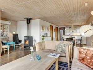 Fotografie z fotogalerie ubytování Holiday Home Bettine - 500m from the sea by Interhome v destinaci Harboør
