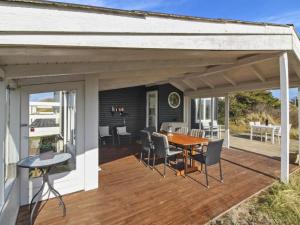 Balkón nebo terasa v ubytování Holiday Home Stina - 250m from the sea by Interhome