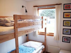 Postel nebo postele na pokoji v ubytování Holiday Home Esko - 350m from the sea by Interhome
