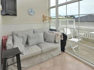 Posezení v ubytování Apartment Asa - 75m from the sea by Interhome