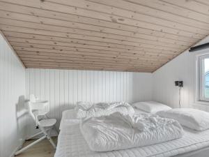 Postel nebo postele na pokoji v ubytování Holiday Home Crista - 500m from the sea by Interhome + 18 fotografií