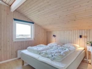 Postel nebo postele na pokoji v ubytování Holiday Home Crista - 500m from the sea by Interhome