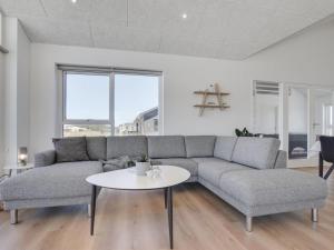 Posezení v ubytování Holiday Home Ambra - 950m from the sea by Interhome