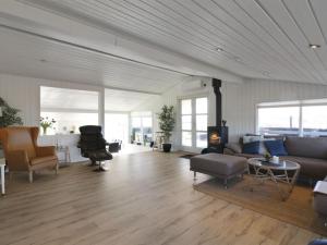 Posezení v ubytování Holiday Home Bertil - 400m from the sea by Interhome