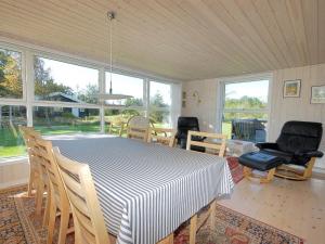 Posezení v ubytování Holiday Home Tomke - 1-7km from the sea by Interhome
