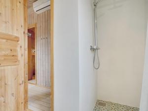 Koupelna v ubytování Holiday Home Mylius - 100m from the sea by Interhome