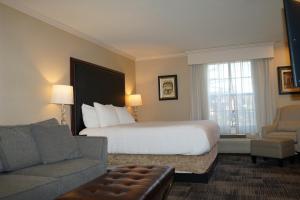 Voodi või voodid majutusasutuse Wingate by Wyndham Bellingham Heritage Inn toas